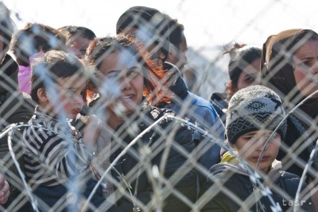 Survey: Slovaks Fear Migrants and Their Culture
