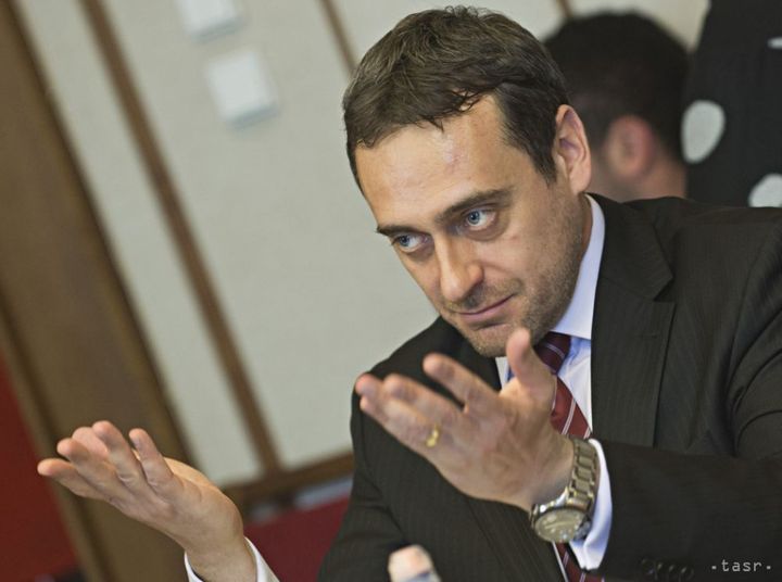 Opposition MP Rajtar to File Criminal Complaint for Potential Tax Fraud