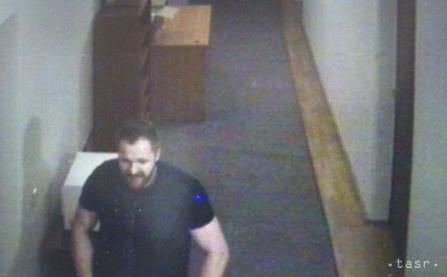 Man Breaks into Presidential Palace, Kiska Calls it Unpleasant Surprise