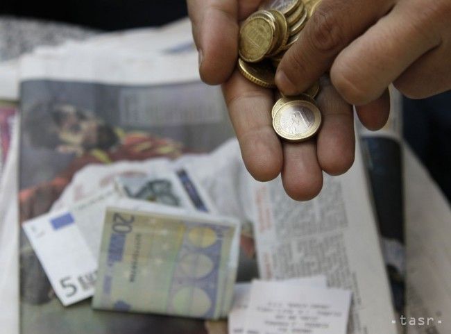Stats Office: Nominal Salary in Industry Up 2 percent Y-o-Y in June