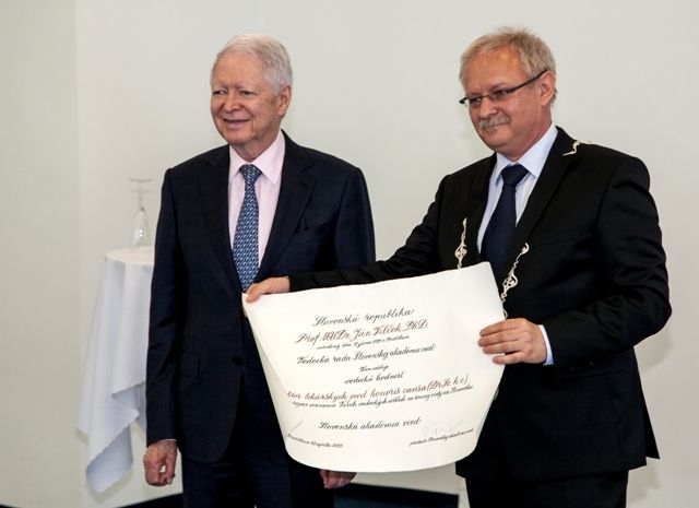 SAV Awards Slovak Scientist Vilcek with Respected Scientific Degree