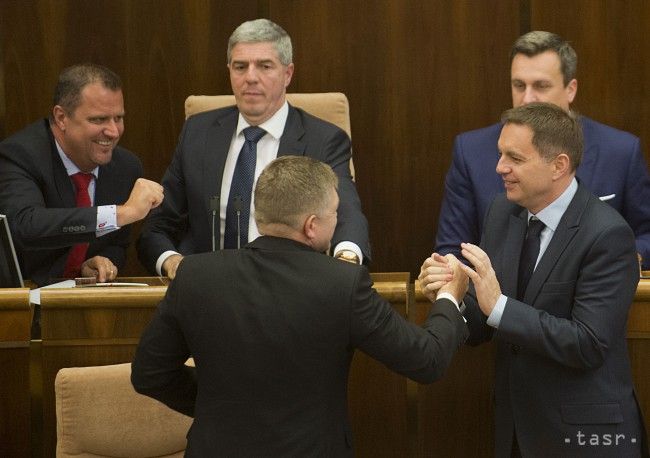 Parliament Passes Law of the Year, Deficit to Drop to 1.29% of GDP in 2017