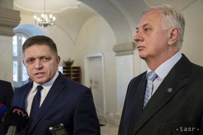 Fico: We'll Change Criteria for Rental Flats and Increase EKS Threshold