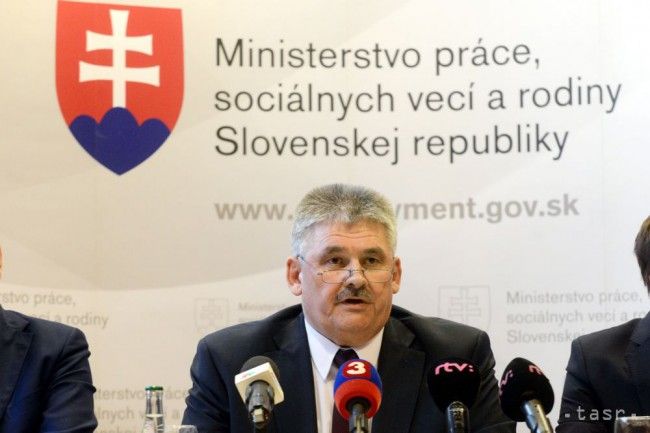 Richter: Total Number of Registered Unemployed at Nine-Year Low