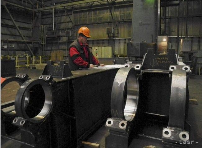 Stats Office: Revenues in Industry Down 3.7 Pecent Y-o-Y in April