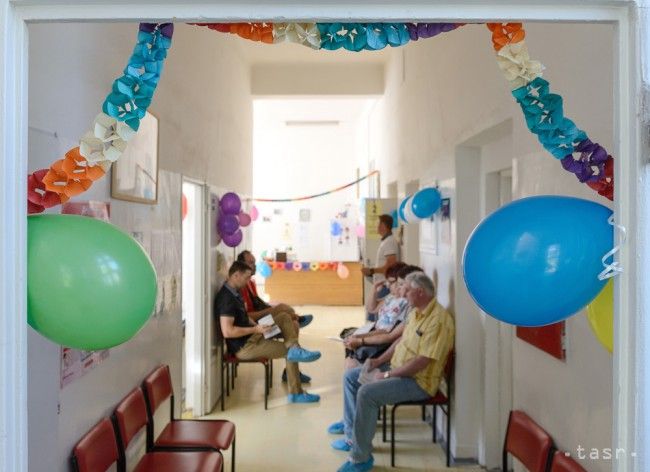 State to Spend Hundreds of Millions of Euros on Hospital Debt Settlement