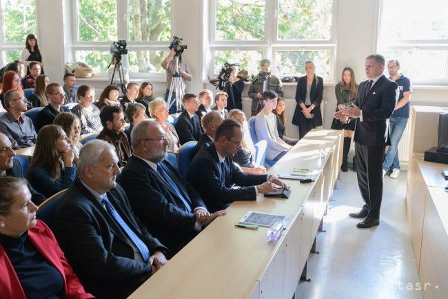 Fico: Slovakia Has No Other Option than Being in EU Core