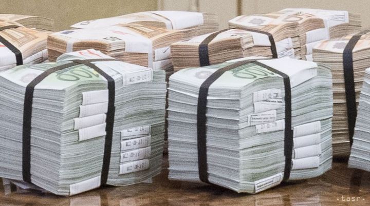 Austria Would Save €23 million on Slovaks Who Receive Family Allowances There