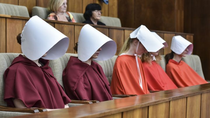 Parliament Halts LSNS Bill Limiting Abortions