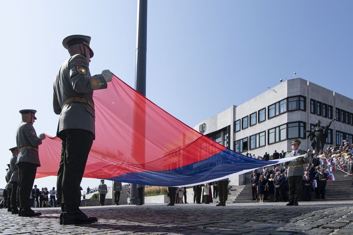 Slovak Flag Ceremonially Raised on New Flagpole in Front of Parliament